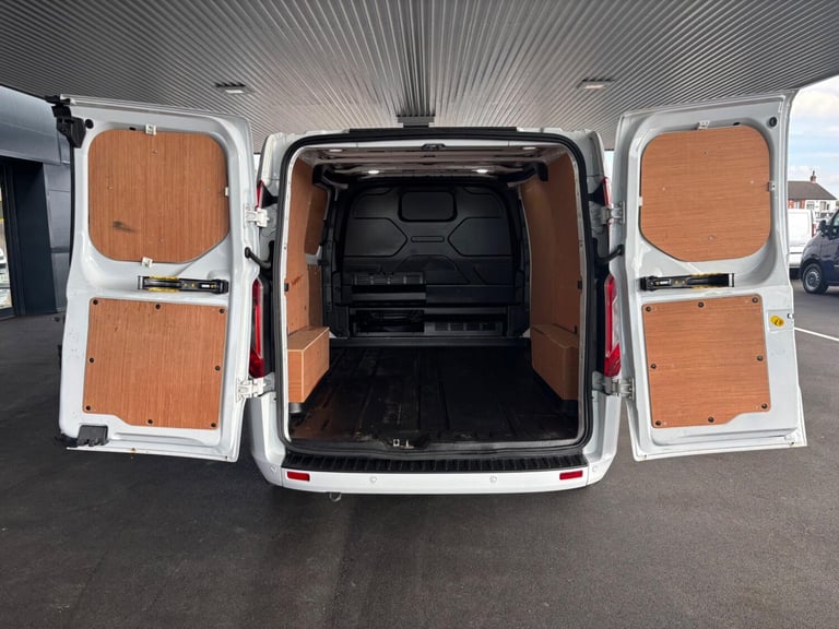 2022 Ford Transit Custom 2.0 300 EcoBlue Limited Auto L1 H1 Euro 6 (s/s) 5dr PANEL VAN Diesel Aut...