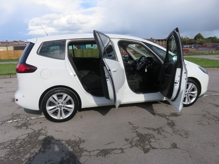 2016 Vauxhall Zafira Tourer 1.4i Turbo SRi Euro 6 5dr MPV Petrol Manual