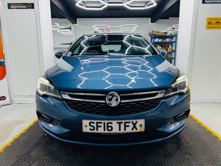 2016 Vauxhall Astra 1.6 CDTi BlueInjection SRi Nav Euro 6 (s/s) 5dr HATCHBACK Diesel Manual