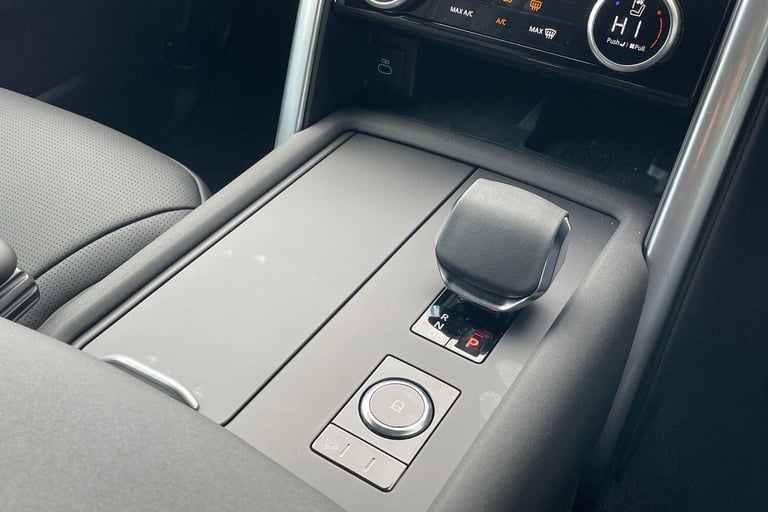 2025 Land Rover Discovery 3.0 D350 MHEV Dynamic HSE SUV 5dr Diesel Auto 4WD Euro 6 (s/s) (350 ps)...