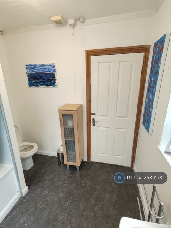 1 bedroom in Phillips Parade, Swansea, SA1 (#2589178)
