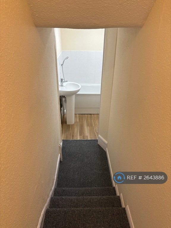 1 bedroom flat in Grange Road, Ramsgate, CT11 (1 bed) (#2643886)