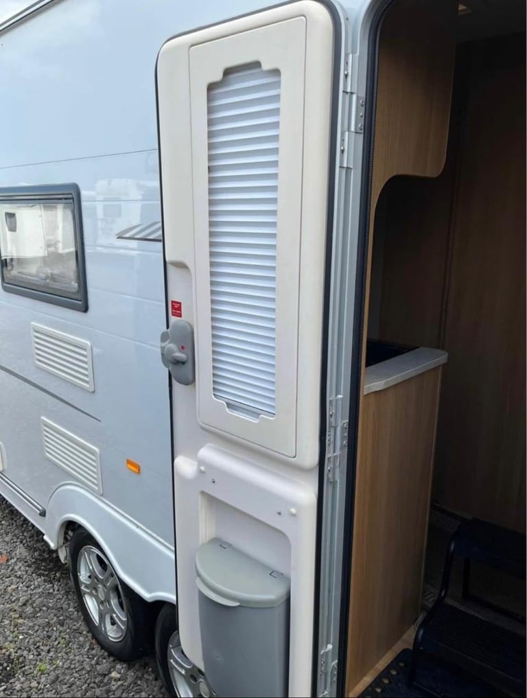 🏕️ Coachman Laser 655/6 – 2010 – 6 Berth Luxury Caravan