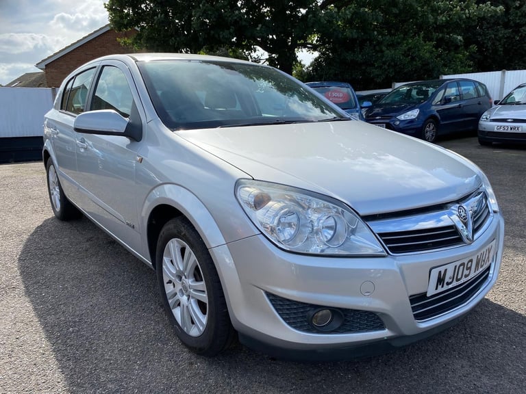 2009 Vauxhall Astra 1.6i 16V Design [115] 5dr HATCHBACK Petrol Manual