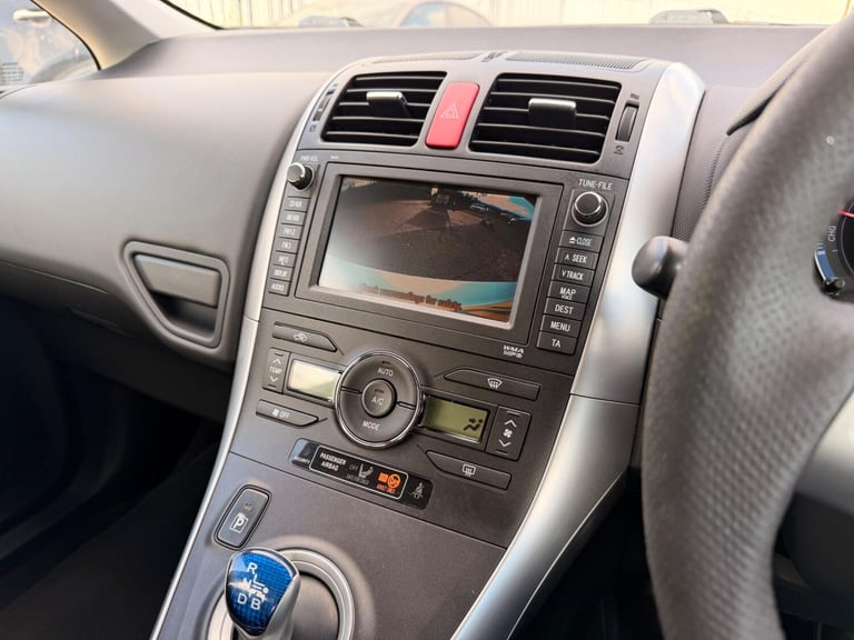 2010 Toyota Auris 1.8 VVT-h T Spirit CVT Euro 5 (s/s) 5dr HATCHBACK Petrol/Electric Hybrid Automatic