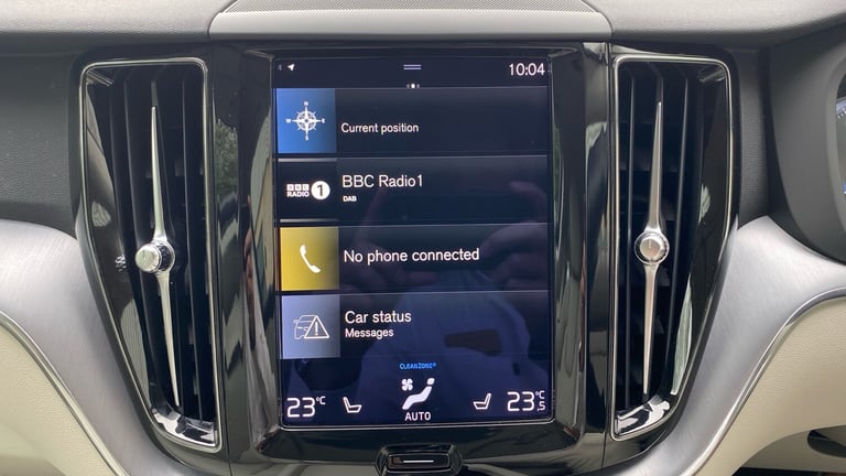 2021 Volvo XC60 2.0 B4D Momentum 5dr AWD Geartronic Diesel Estate Estate Diesel Automatic