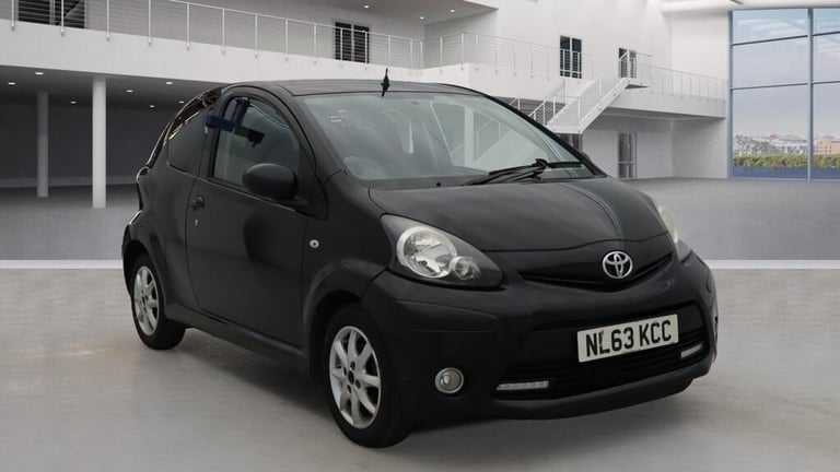 2013 Toyota AYGO 1.0 VVT-i Mode 3dr HATCHBACK Petrol Manual