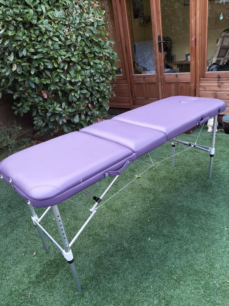 Treatment bed