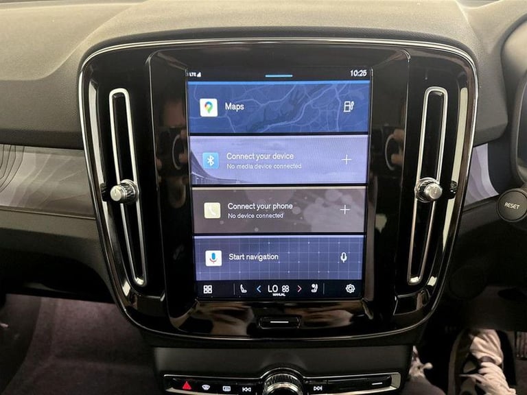 2023 Volvo C40 Twin Recharge 78kWh Ultimate Auto AWD 5dr Automatic SUV Electric Automatic