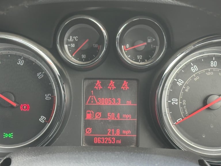 2015 Vauxhall Mokka 1.7 CDTi SE 2WD Euro 5 (s/s) 5dr HATCHBACK Diesel Manual