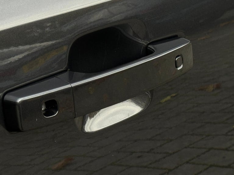 2022 Land Rover Defender 110 3.0 D300 MHEV HSE SUV 5dr Diesel Auto 4WD Euro 6 (s/s) (300 ps) ESTA...