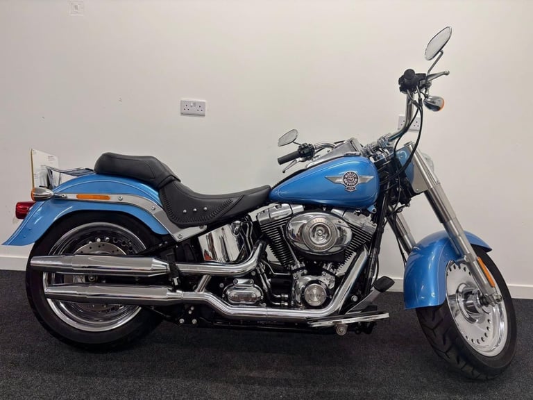 HARLEY DAVIDSON FLSTF FAT BOY ** VERY LOW MILEAGE - STUNNING - 12 MONTH MOT **