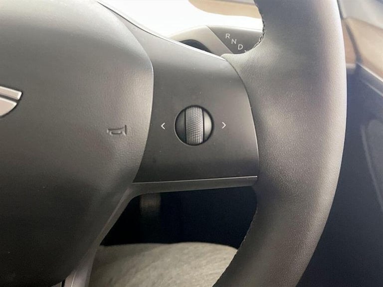 2024 Tesla Model Y Auto RWD 5dr Automatic SUV Electric Automatic