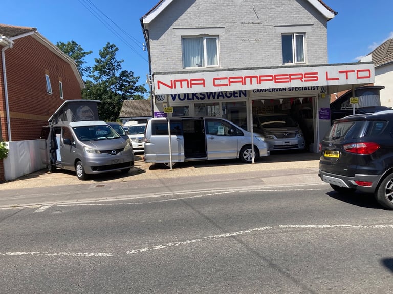 2010 Nissan Serena 2.0 PETROL AUTOMATIC 8 SEATER VERY LOW MILES ULEZ COMPLIANT