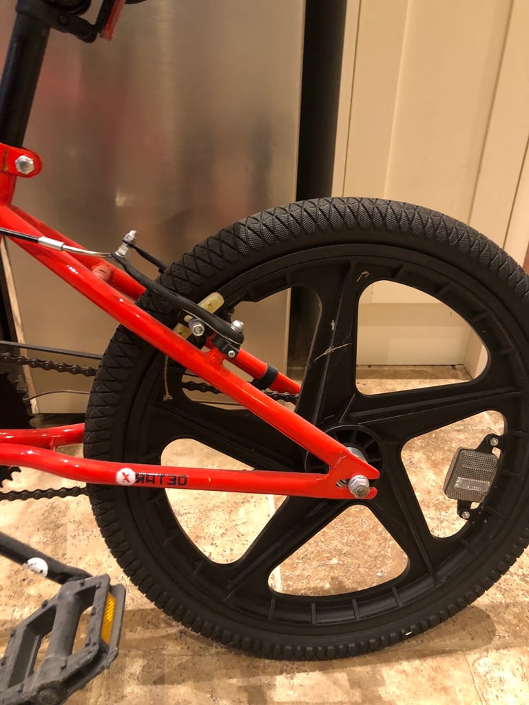 Shockwave BMX 16 inch bike 