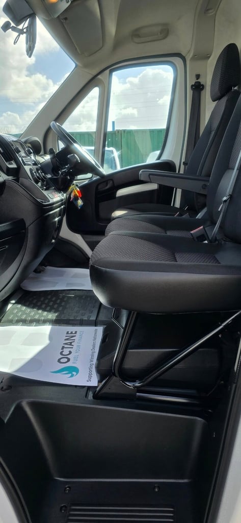 2020 Citroen Relay 35 L2H2 ENTERPRISE MWB 2.2 BLUEHDI 140ps EU6 S/S Panel Van Diesel Manual