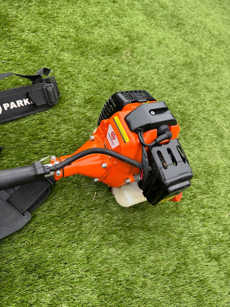 image for Chain saw Parker 