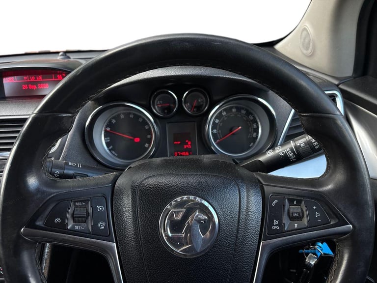 2015 Vauxhall Mokka 1.4T Exclusiv 5dr Hatchback Petrol Manual