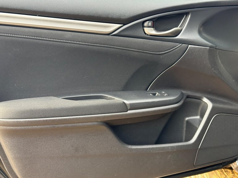 2017 Honda Civic 1.0 VTEC Turbo SR Euro 6 (s/s) 5dr Petrol