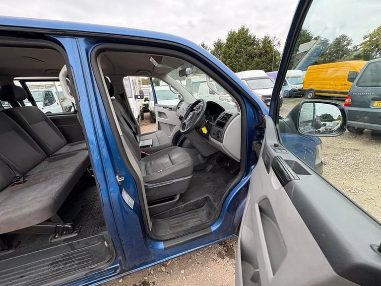2010 Volkswagen Transporter Transporter T30 S 84 TDI SWB Minibus DIESEL Manual