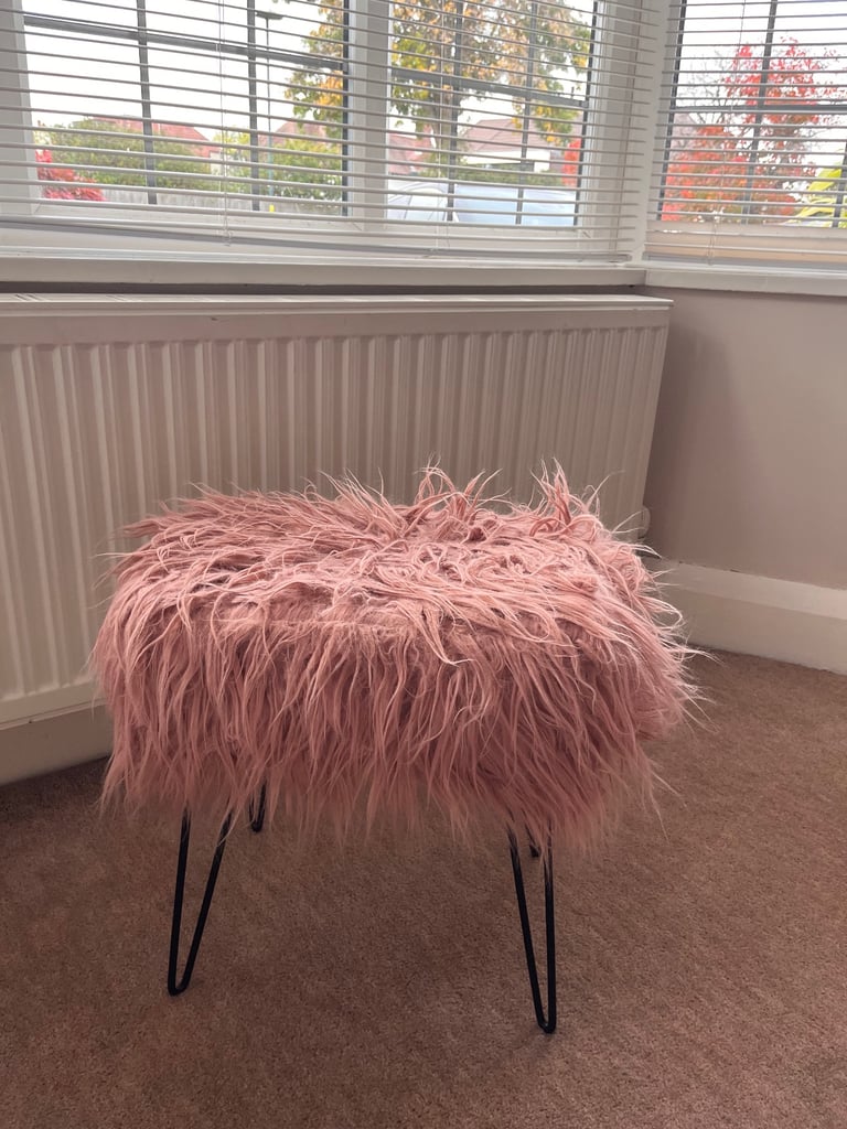 Small coffee table/stool/foot rest