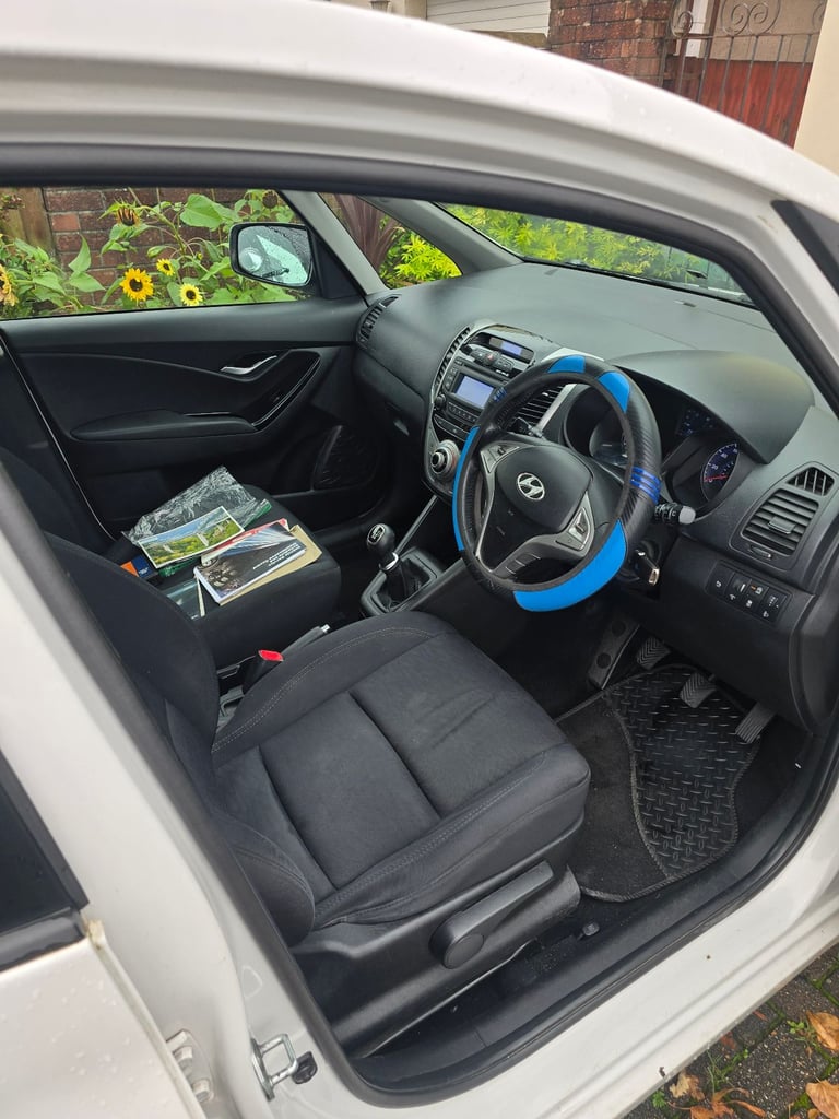 Hyundai, IX20, MPV, 2012, Manual, 1396 (cc), 5 doors