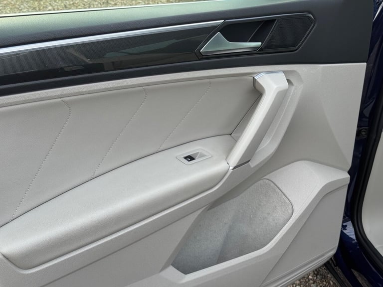 2017 Volkswagen Tiguan 2.0 TDI SEL DSG 4Motion Euro 6 (s/s) 5dr ESTATE Diesel Automatic