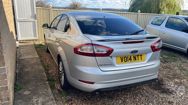 Ford, MONDEO, Hatchback, 2014, Manual, 1560 (cc), 5 doors