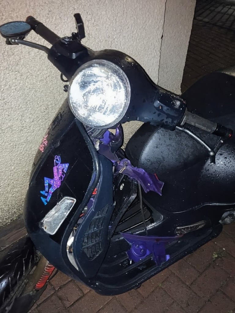 Piaggio, VESPA, 2005, 124 (cc)