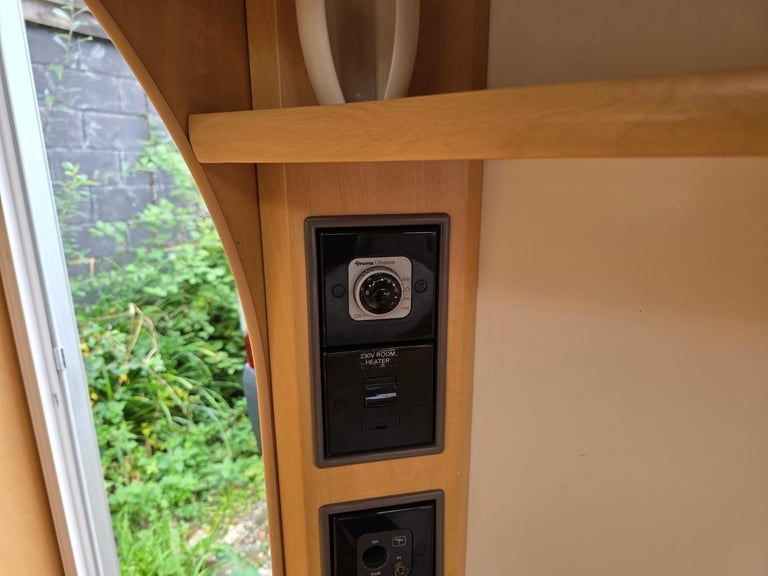 2011 Bailey Olympus 462 4 Berth Lightweight Caravan Motor Mover