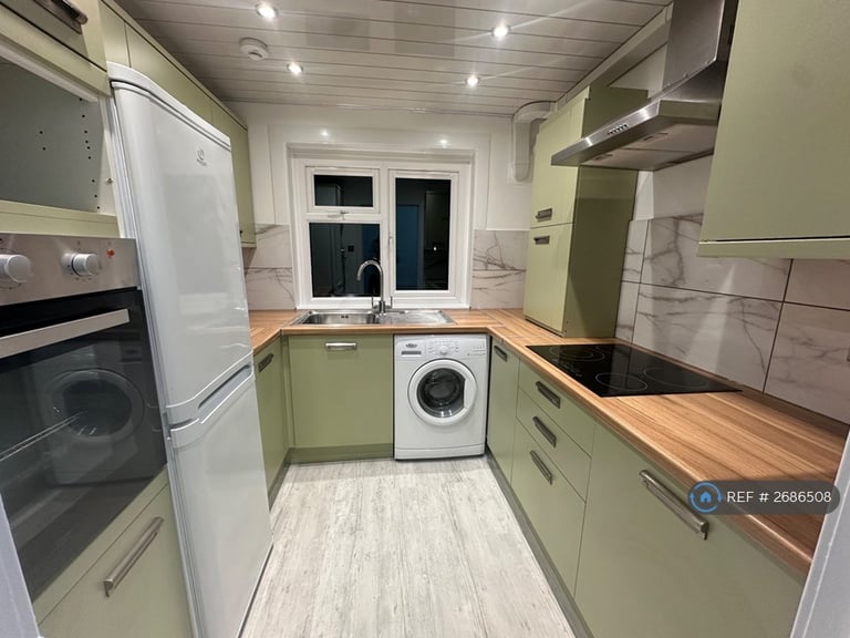 2 bedroom flat in Cairns Road, Cambuslang, Glasgow, G72 (2 bed) (#2686508)