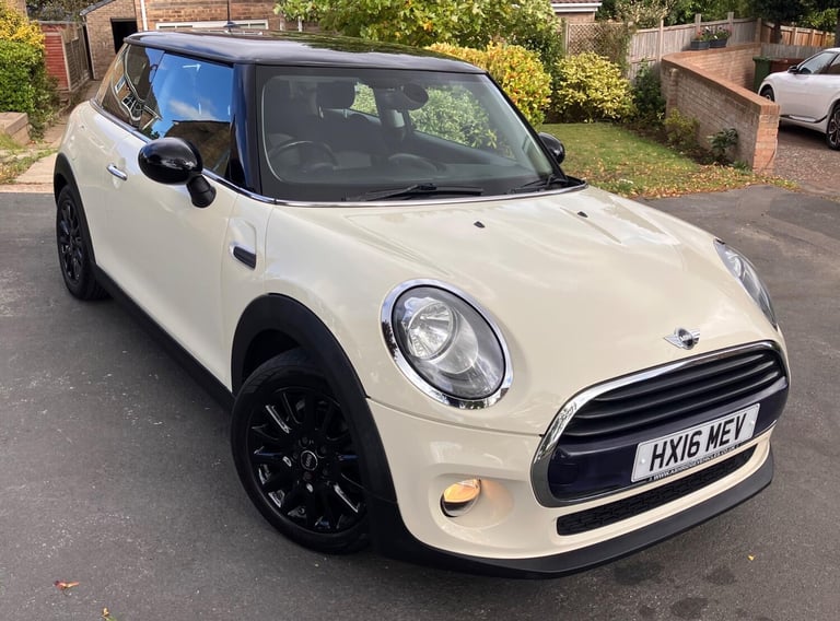 image for 2016 MINI Hatch 1.5 Cooper Euro 6 (s/s) 3dr HATCHBACK Petrol Manual