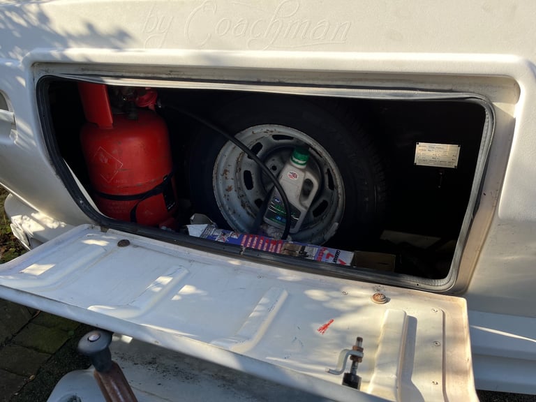 2 berth lightweight caravan 