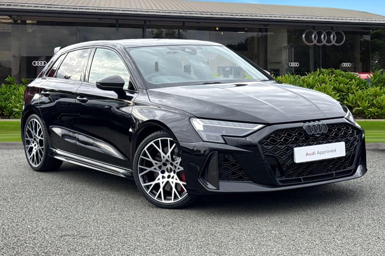 2025 Audi RS3 RS 3 TFSI Quattro Carbon Black 5dr S Tronic HATCHBACK PETROL Automatic