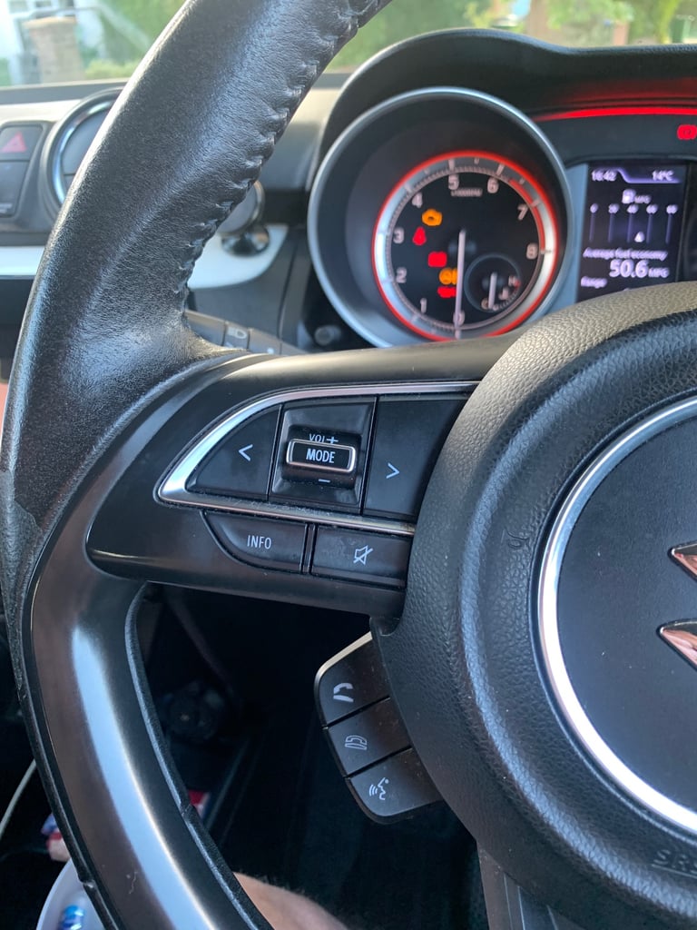 Suzuki, SWIFT, Hatchback, 2018, Manual, 998 (cc), 5 doors