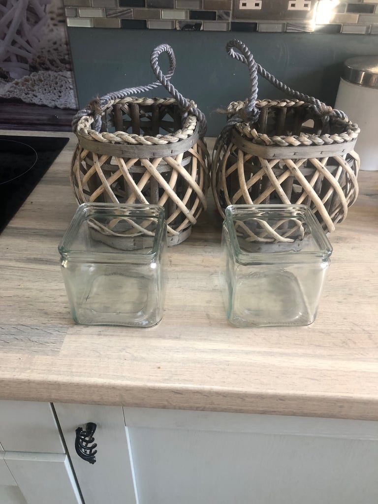 Wicker lantern holders 