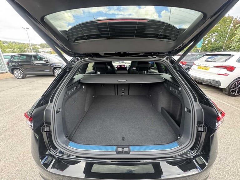 2025 Skoda Superb 1.5 TSI iV Sportline 5dr DSG Automatic Estate Hybrid Automatic