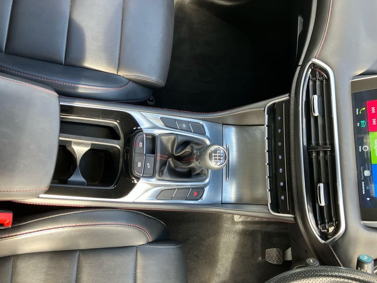 2022 MG MG HS EXCITE ESTATE Petrol Manual