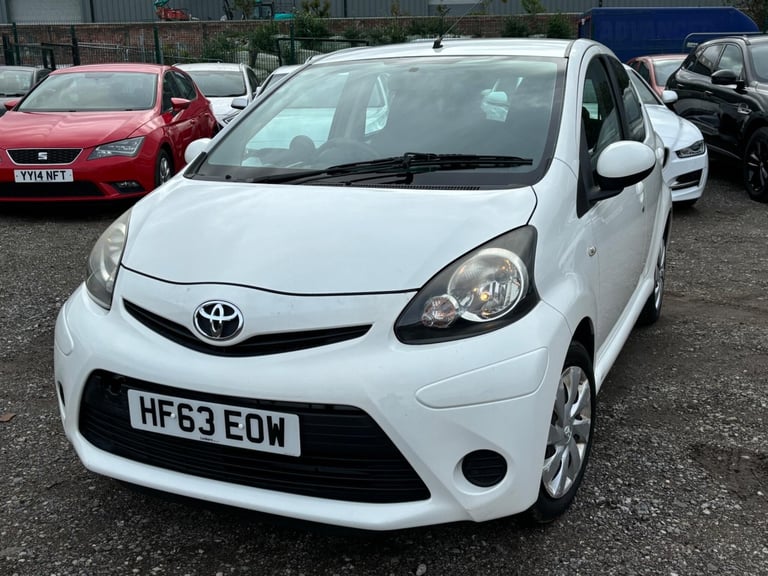 2013 Toyota AYGO 1.0 VVT-i Move 5dr HATCHBACK PETROL Manual
