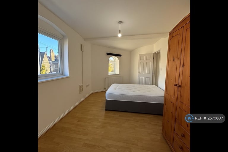 4 bedroom flat in Ranelagh Road, Leytonstone, E11 (4 bed) (#2670607)