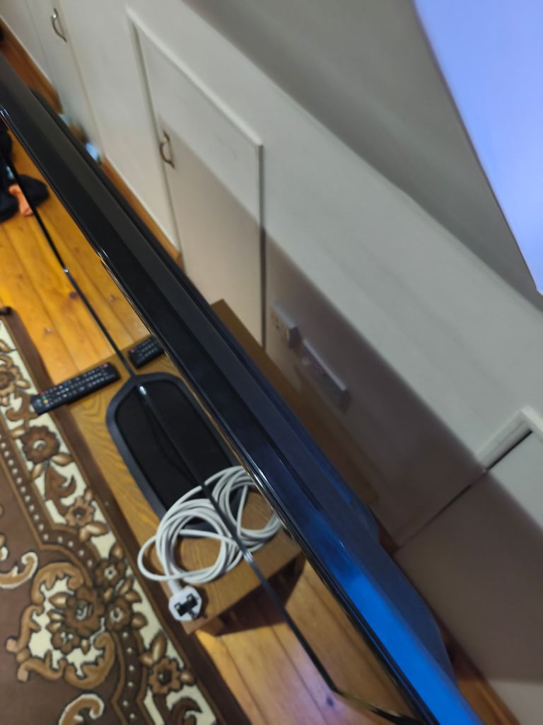 Lg LED TV 42" full HD ideal for gaming 