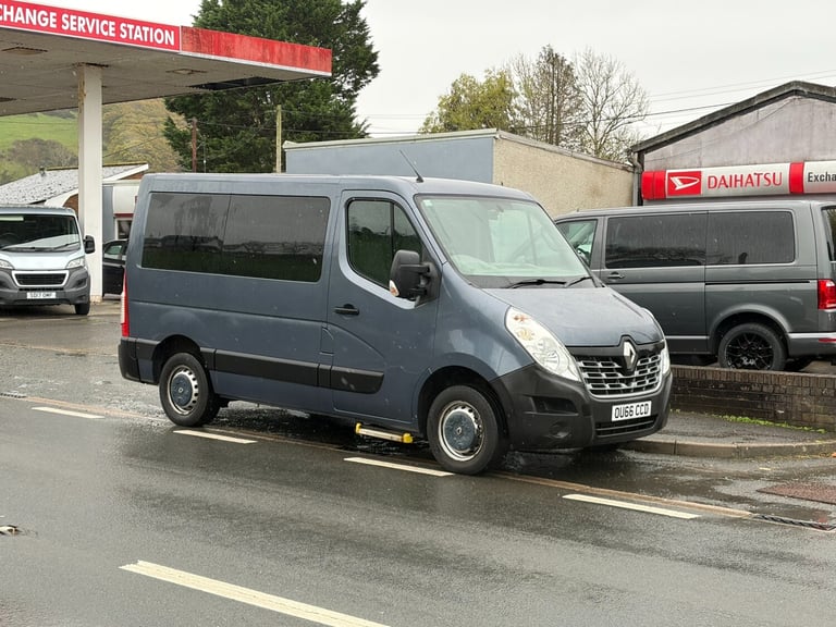 2016 Renault Master SL28dCi 125 Business AUTOMATIC WHEELCHAIR ACCESS/CAMPER PANEL VAN Diesel Auto...