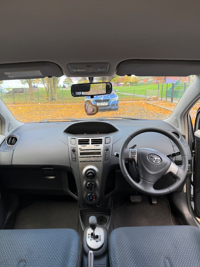 Toyota yaris automatic 
