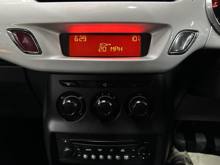 2015 Citroen DS3 1.2 PureTech Dsign 3dr HATCHBACK Petrol Manual