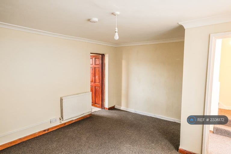 2 bedroom house in Bell Street, Aberdare, CF44 (2 bed) (#2336172)