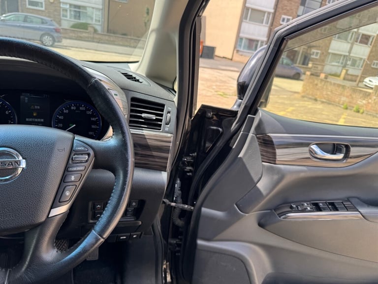 2019 Nissan Elgrand NISSAN ELGRAND HIGHWAYSTAR S 2.5L PETROL 8 SEATER 4WD AUTO, ULEZ, 69-19, FR M...