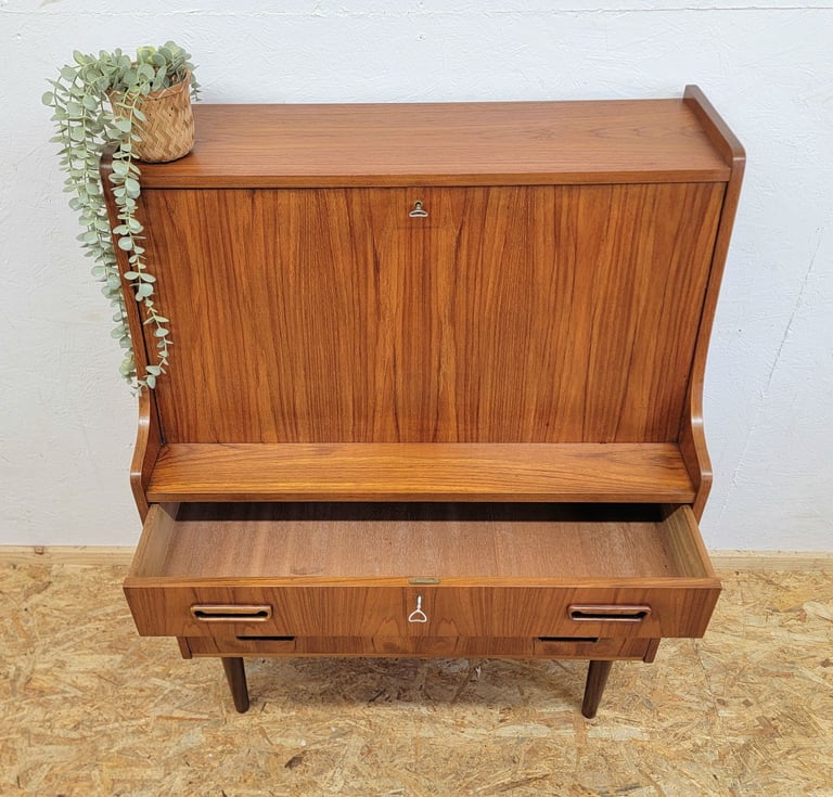 Retro Danish Gunnar Nielson Tibergaard Teak Bureau/Desk - Mid Century G-Plan Era