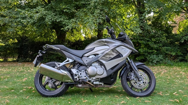 Honda VFR800 Crossrunner stunning example VFR 800 X motorcycle low mileage, FSH 