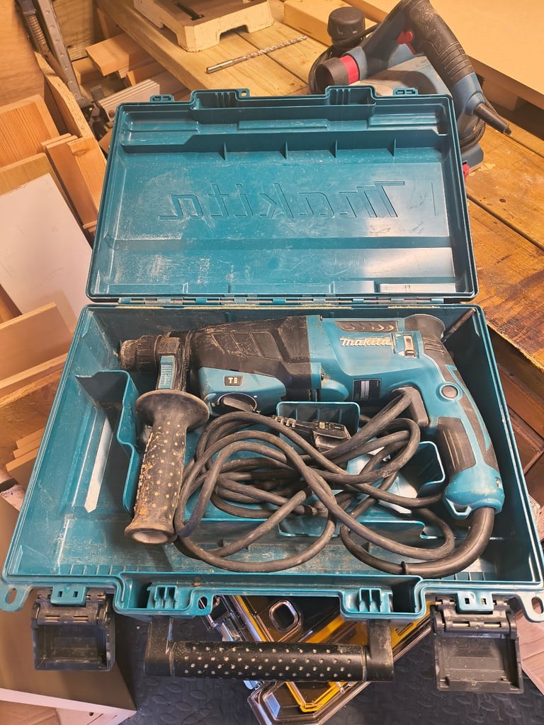 Makita SDS drill