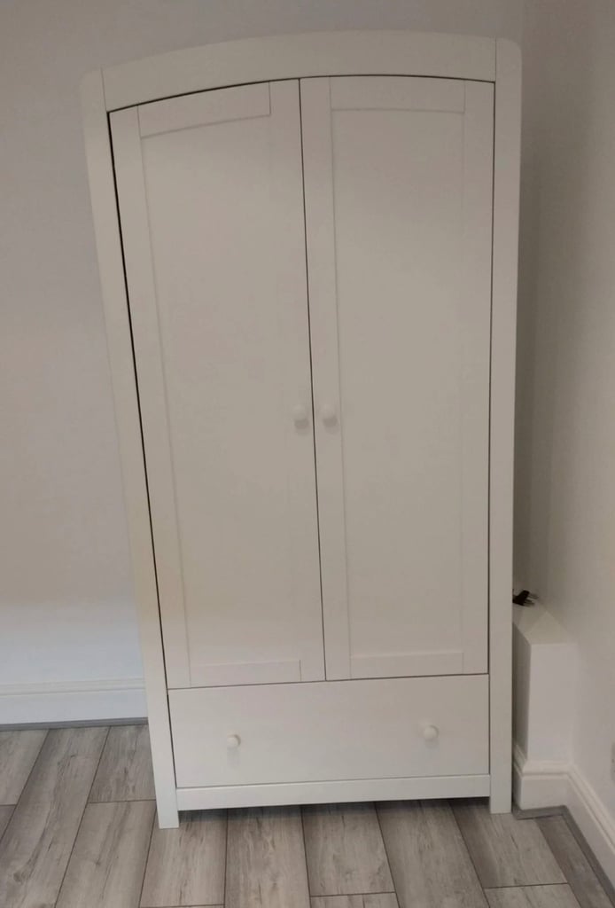 White Mamas & Papas Mia Wardrobe & drawers
